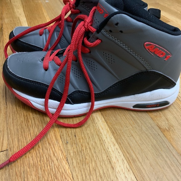 Boys And1 sneakers size 3 - Picture 2 of 8